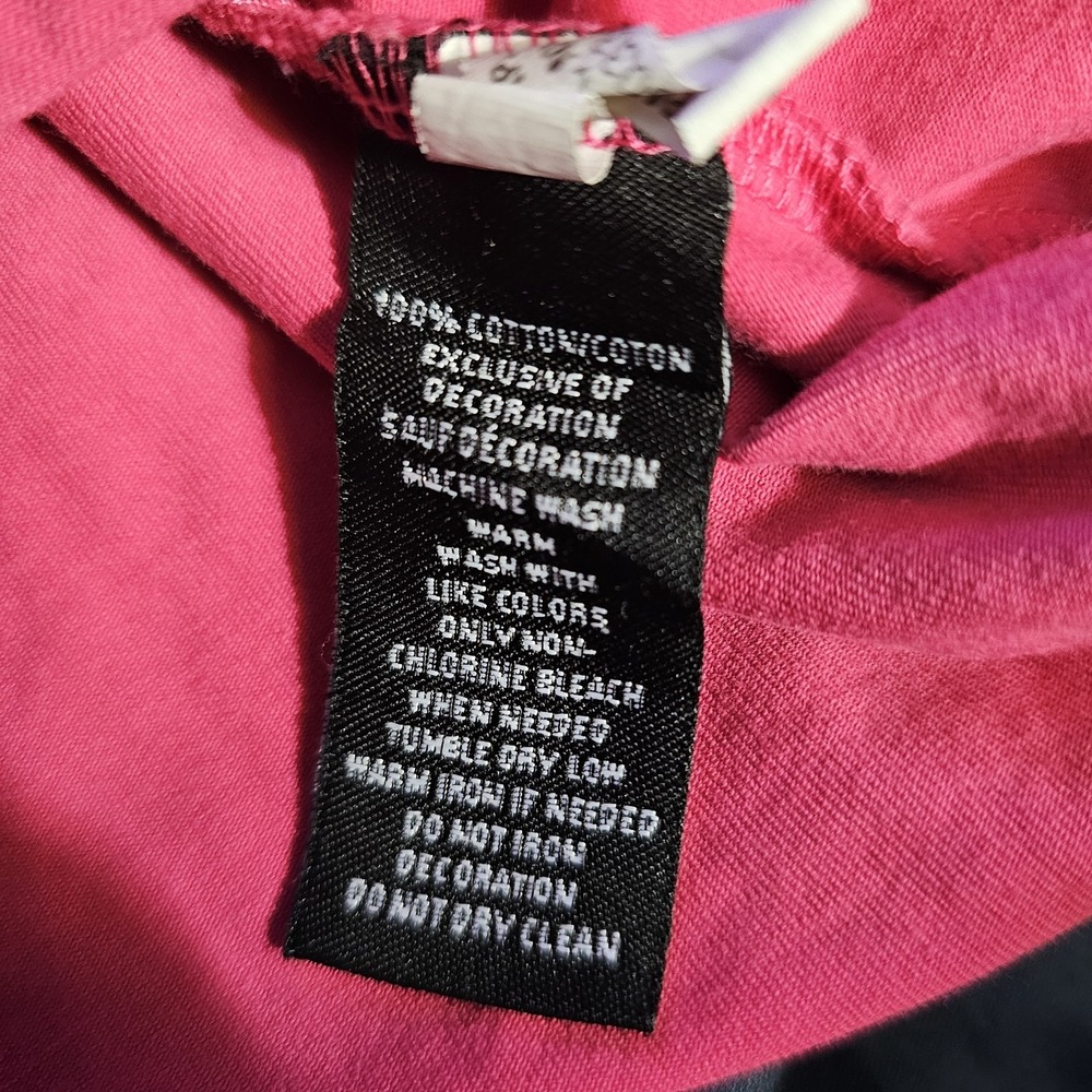 Black Pyramid Pink Graphic T Shirt Mens Large QR Code Streetwear Tee Chris Brown - Picture 7 of 8